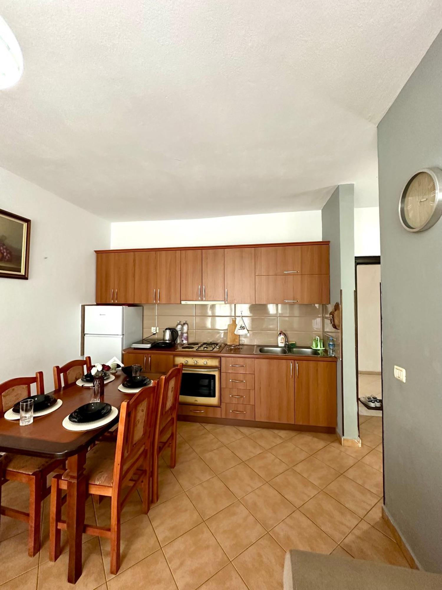 Apartment Ermest ,Kavaje Rock Durrës Eksteriør bilde